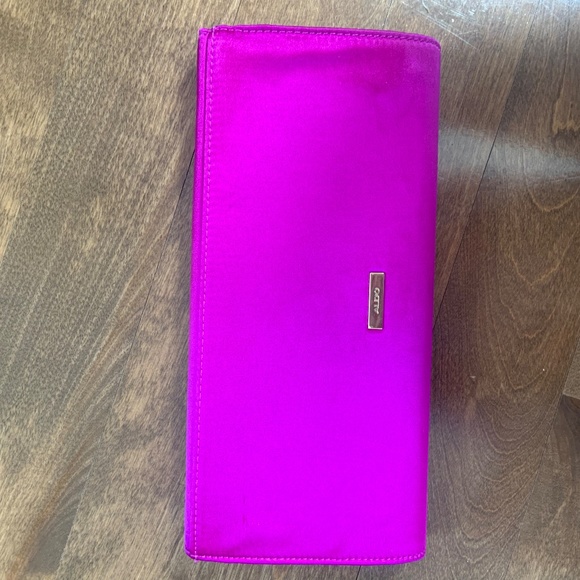 Aldo Hot Pink Bag with Two Different Straps and Gold Detailing - Picture 4 of 4